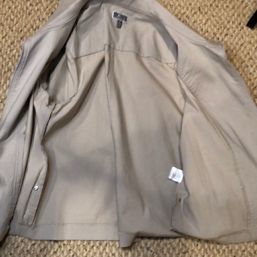 JM Collection Zip Front Jacket. Size… - Picture 4 of 6